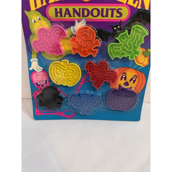 Vintage Lisa Frank Halloween Party Favors 8 Scary‎ Maze Puzzles Never Opened - Picture 2 of 4